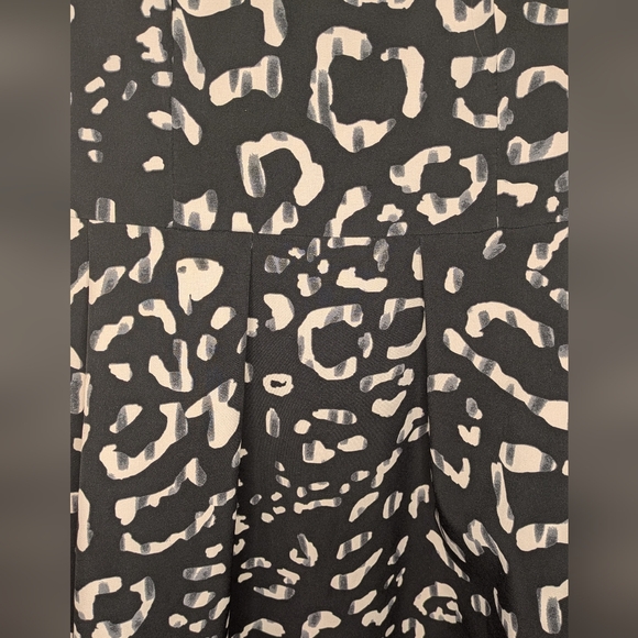 H&M Leopard Print Sleeveless Dress - Picture 10 of 10